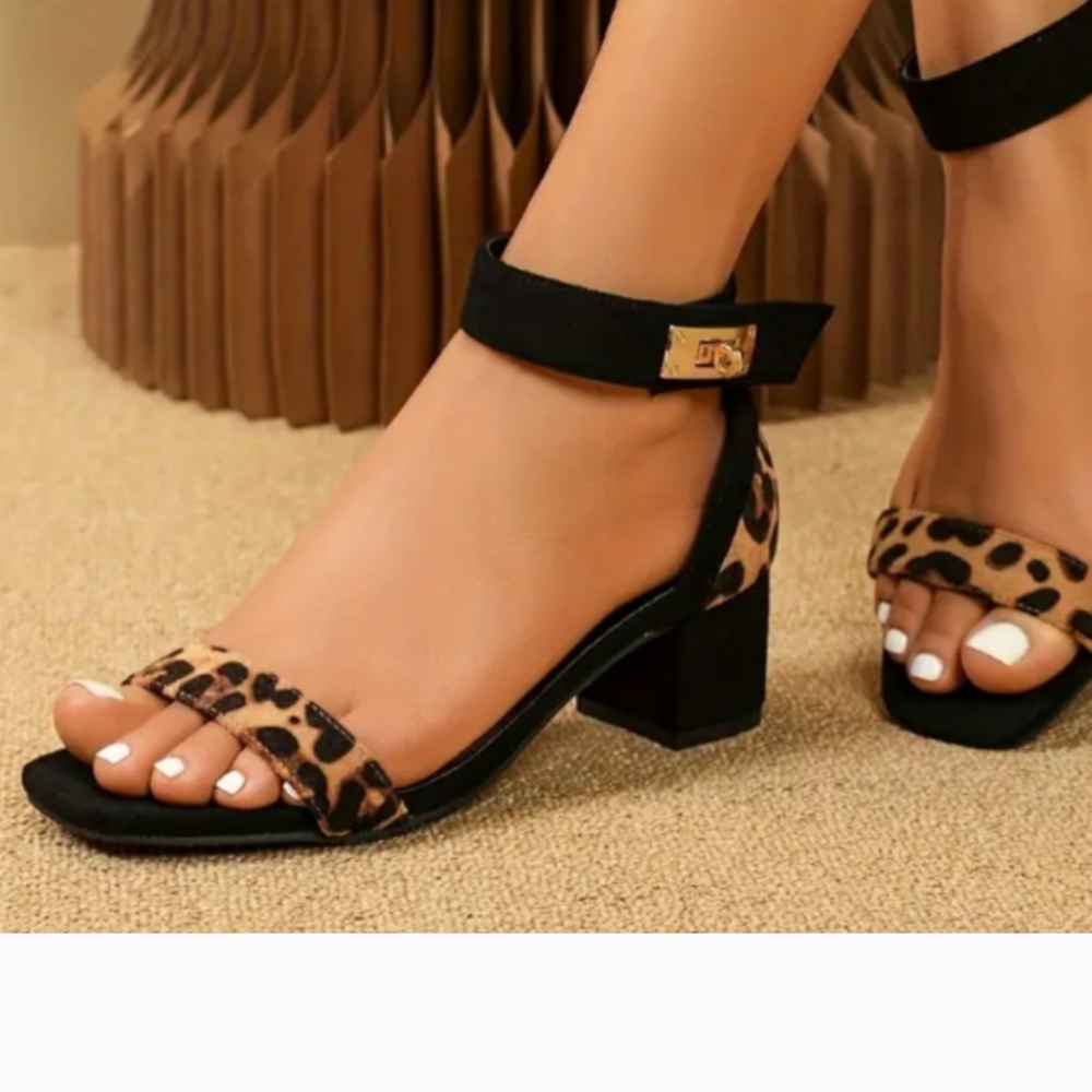 New - Leopard Print Pumps
